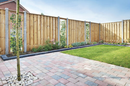 Schuttingpalen_Ruw_stampbeton