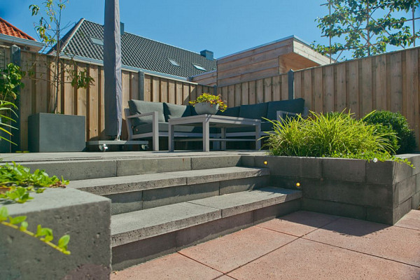 Strak_muurelement_stapelblok_Patioblok-strak-30x10x12-cm-Antraciet