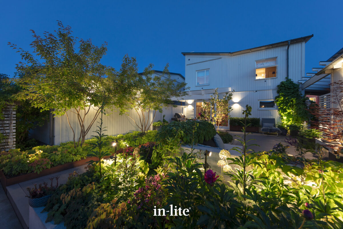 Tuinverlichting_buitenspot_mini-scope-duo_sfeer1