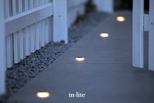 Tuinverlichting_grondspot_indicatielamp_puck-22-dark_sfeer3