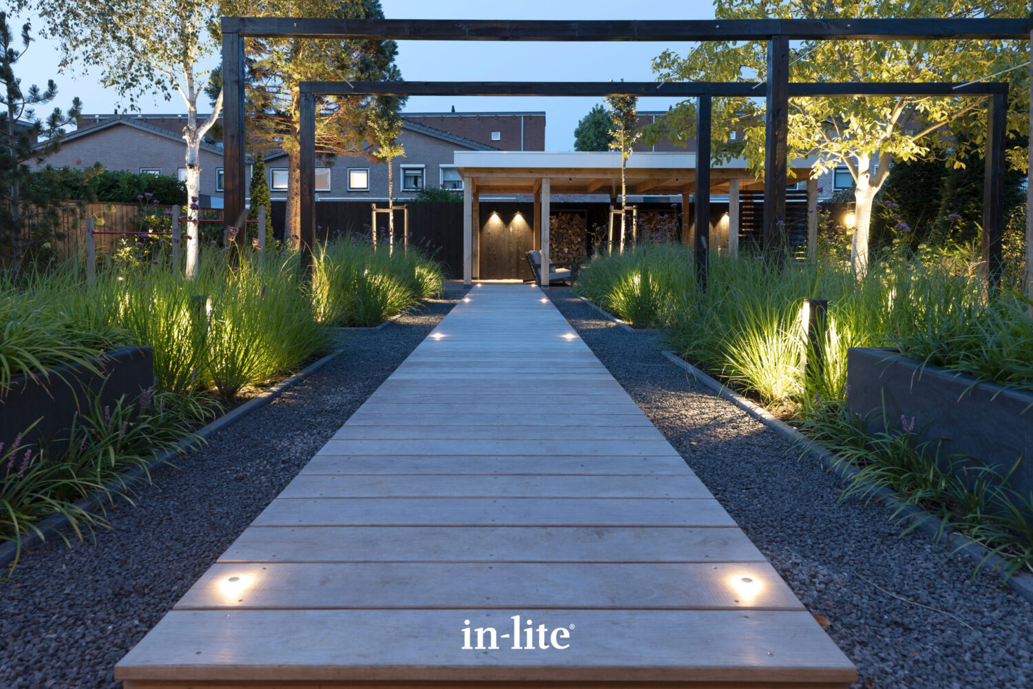 Tuinverlichting_grondspot_indicatielamp_puck-22_sfeer1